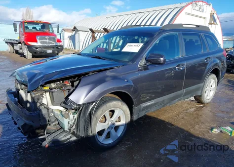 2013 Subaru Outback 2.5I Premium z USA, uszkodzony, nr VIN 4S4BRCCC3D3287257
